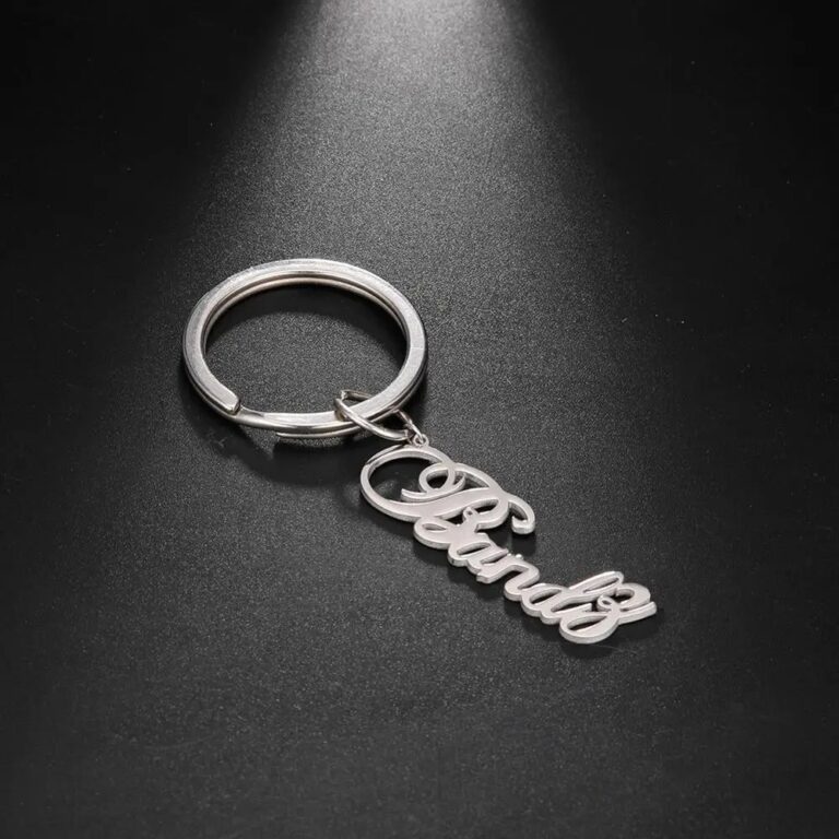 porte clé personnalisé prénom fond noir