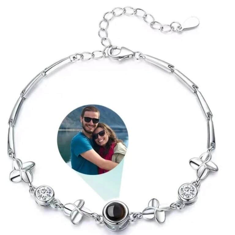 Bracelet photo projection