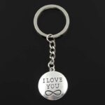 Porte clé amour fond noir