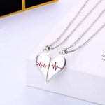 Collier battement de coeur pour couple sur coffre